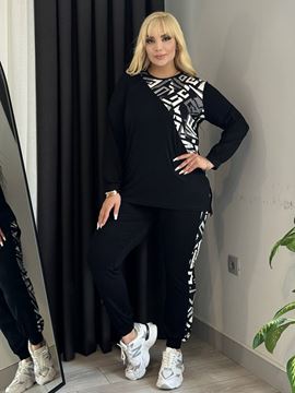 Picture of CURVY GIRL TRACK SUIT